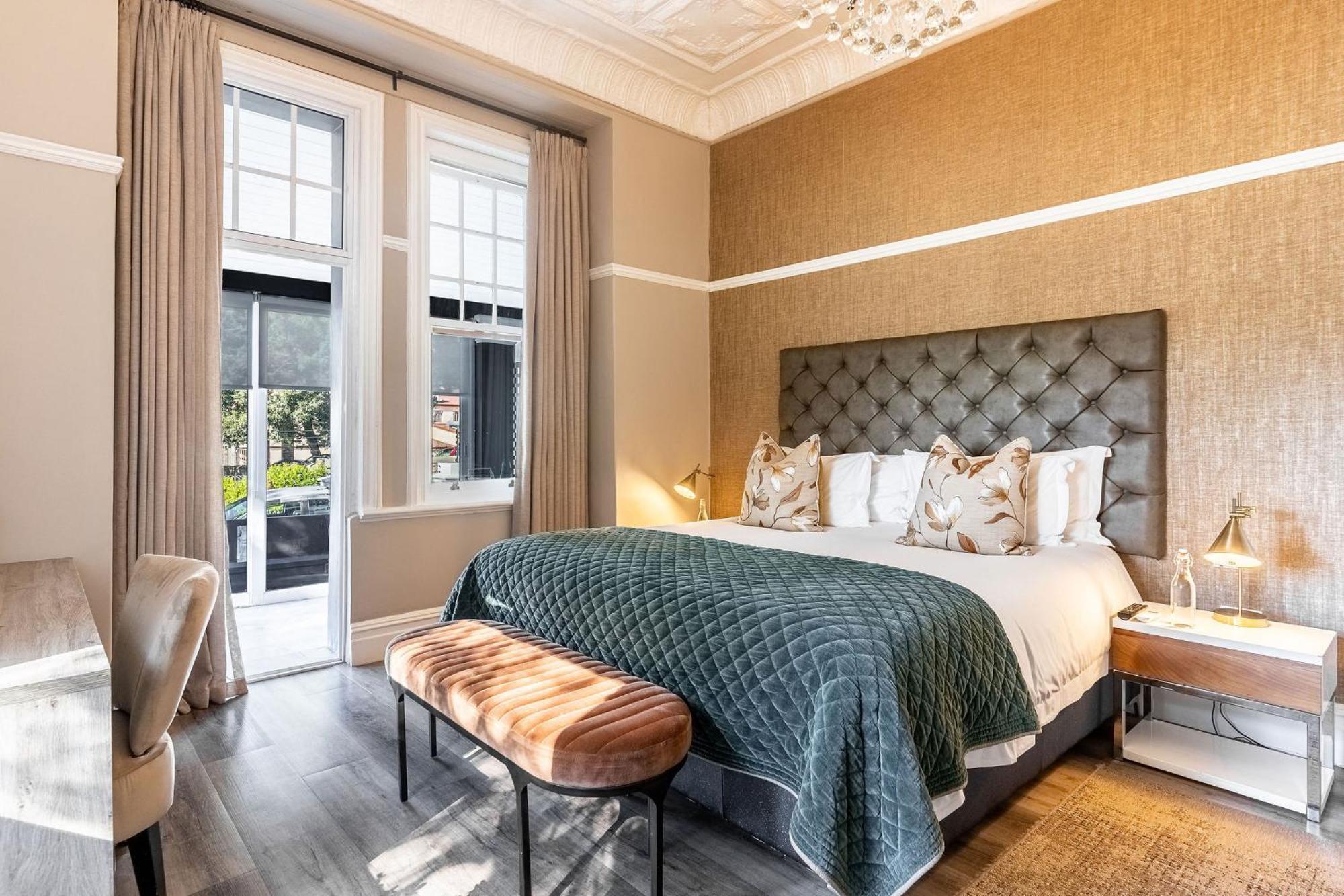 Hotel Cloud 9 Boutique And 4*